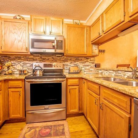 City & Mountain View 5 Mins From Downtown Gatlinburg Exterior photo