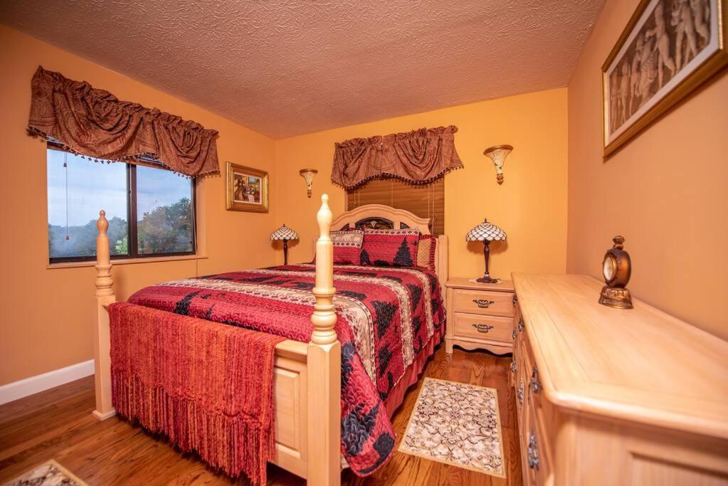 City & Mountain View 5 Mins From Downtown Gatlinburg Exterior photo